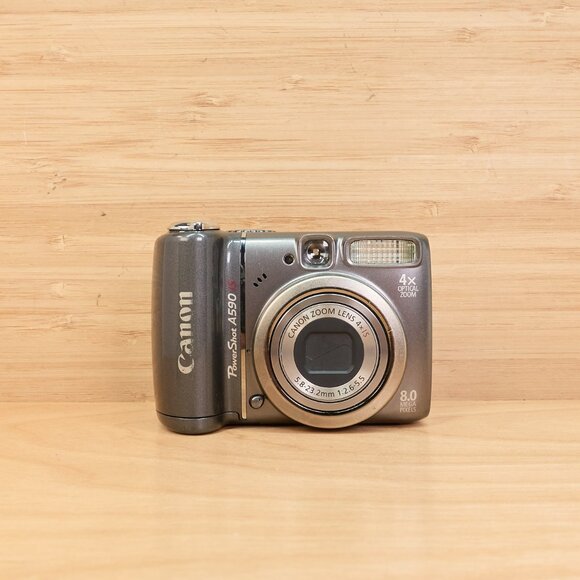 Canon PowerShot A590 IS / 8MP Digital Camera / 4x Zoom / Image Stabilizer - Picture 2 of 11